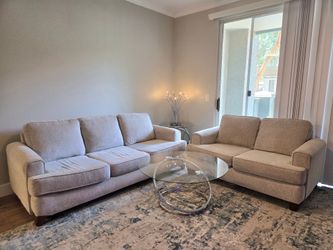 Living Room Set – (Sofa, Loveseat with Navy pillows) Coffee Table & 1 End Table
