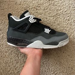 used jordan 4 fear size12