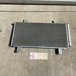 2022 2024 HONDA CIVIC AC AIR CONDENSER OEM 