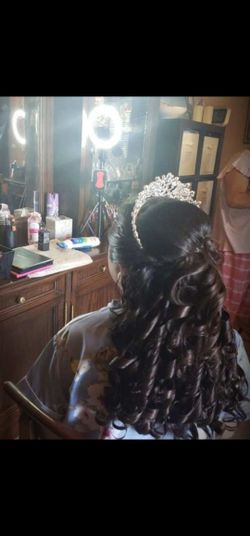 Peinado Y Maquillaje Basico