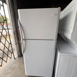 Frigidaire Used Top Freezer Refrigerator White 30” 