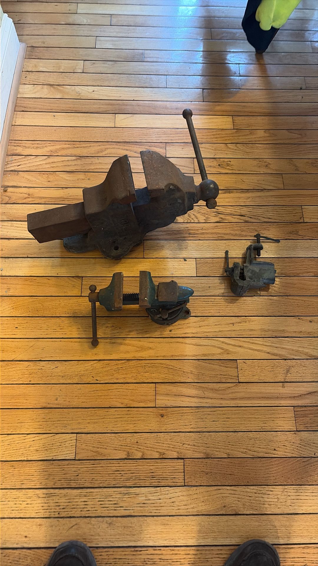 old worktop bench vices working