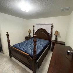 Solid Wood Master Bedroom Set – Queen Bedframe, Dresser w/ Mirror, 2 Nightstands