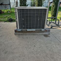 Air Conditioner York 3 Ton.