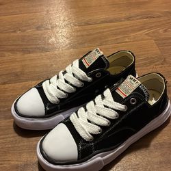 Brand new never worn maison miharas