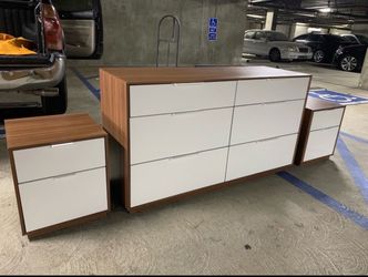Dresser Drawer with 2 Night Stands