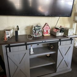 TV stand 