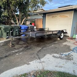 Trailer, dolly included 