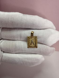 Dije en Oro 14k