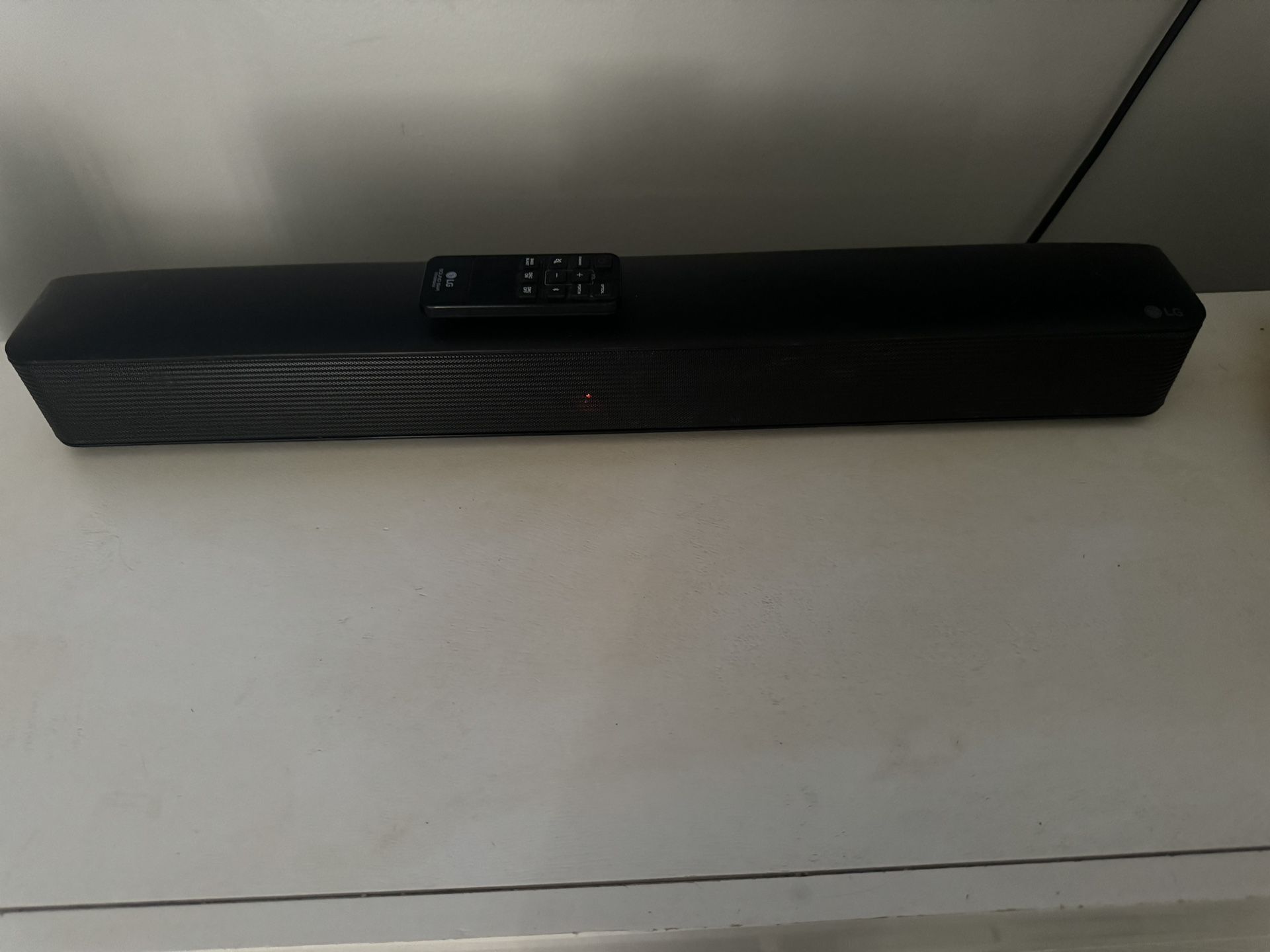 LG Bluetooth Sound Bar
