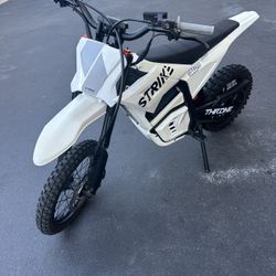 Throne Strike 48 Volt e Moto Bike 