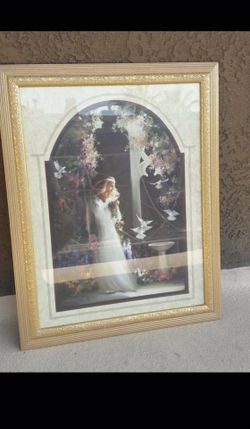 Classy frame bride