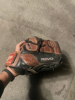 Rawlings Baseball Glove