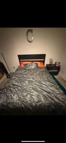 Queen Set with Dresser & Nightstand