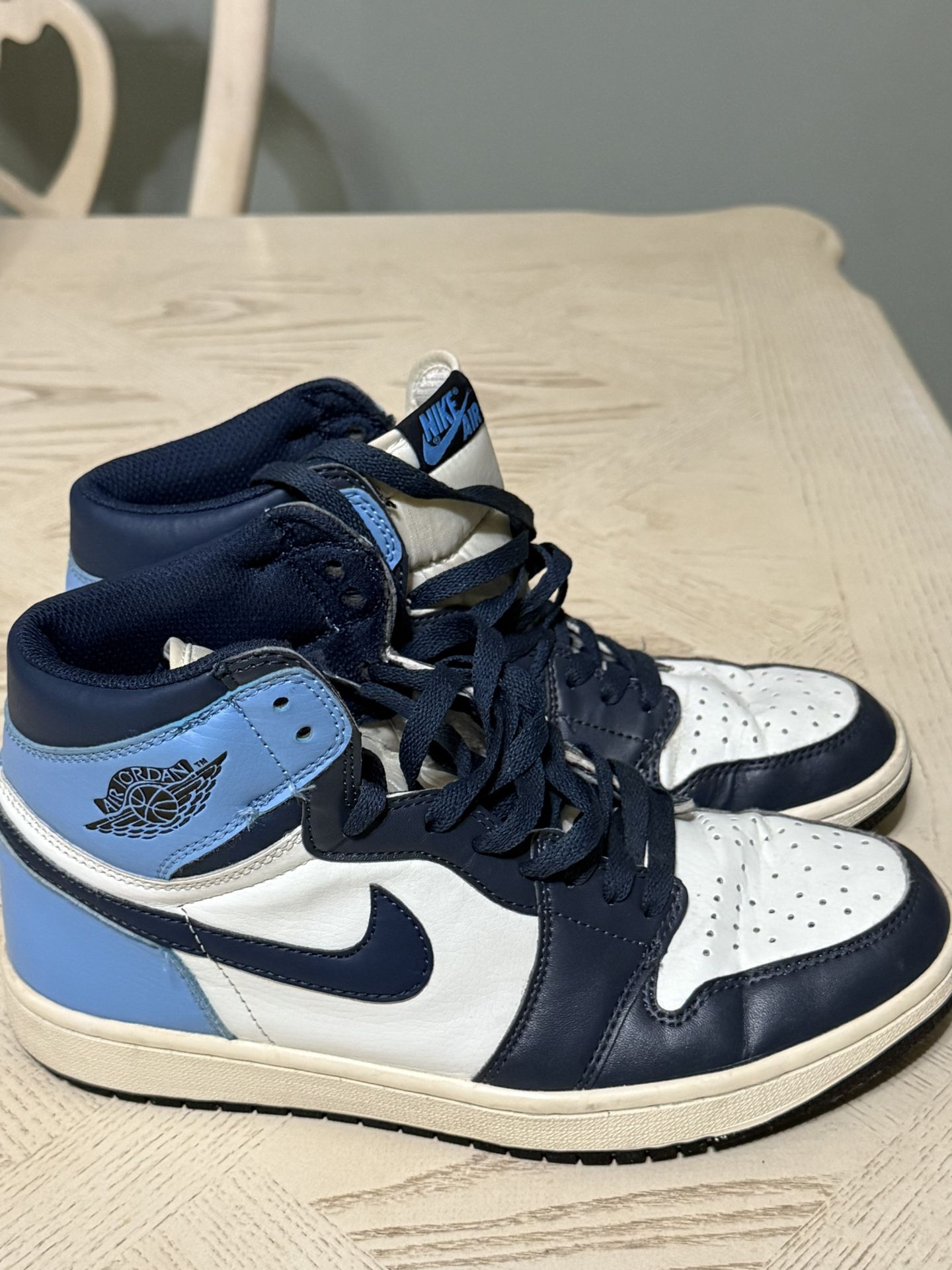 Nike Jordan 1 Retro OG High Obsidian UNC Men’s Size 7 Sneakers