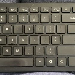 Microsoft Bluetooth Keyboard 