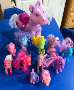 Lots of Ponies!!