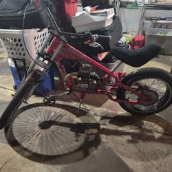 Schwinn Stingray Chopper Pedal Cycle