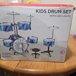 New Excellent  Kids  Drum  Set