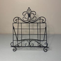 Fleur-De-Lis Cookbook Stand