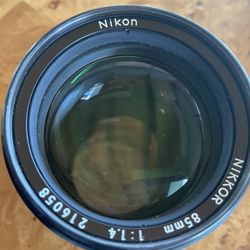 Nikon Nikkei Lens 85mm 1.4 