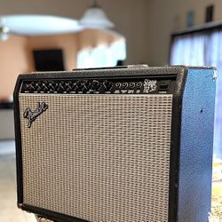 Fender Stage 112 SE 2-Channel 160-Watt 1x12" Solid-State Guitar Combo Amp