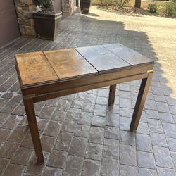 Backgammon Table 