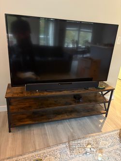 FREE TV STAND