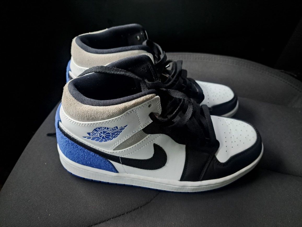 Air Jordan Retro 1 Mid Se Royal Black Toe display picture 1