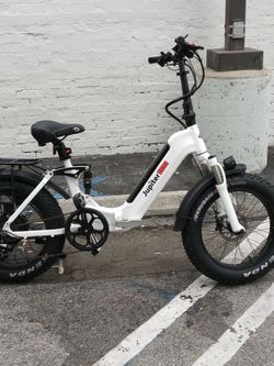 Jupiter e bike white