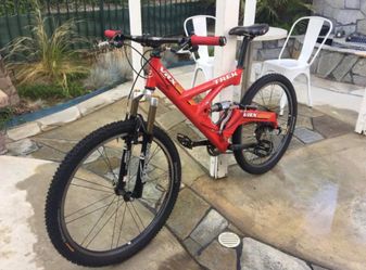 Mountain Bike - Trek