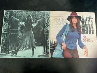 Carly Simon Vinyl Collection – 2 Original 1970s Albums