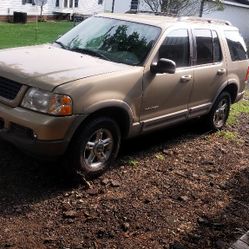 2002 Ford Explorer