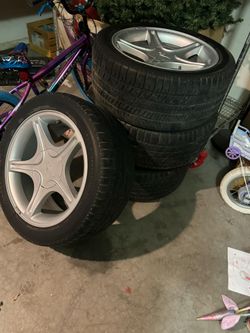245/45R17