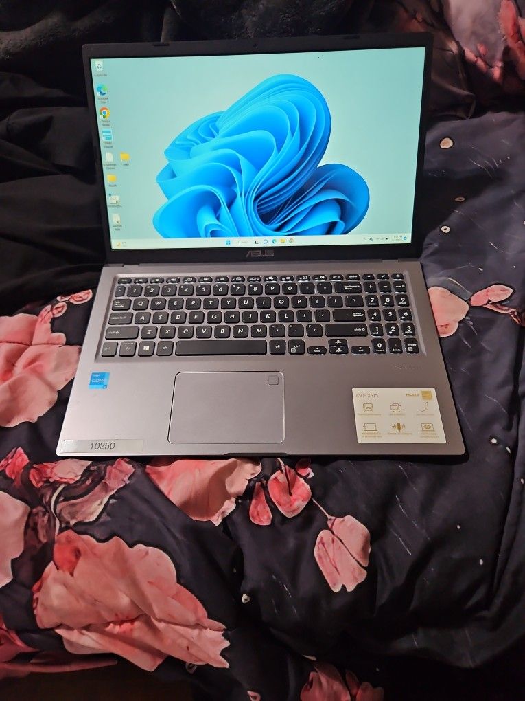 Asus X515