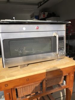 GE Cafe series microwave