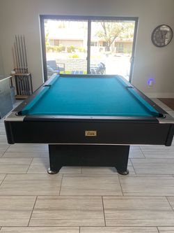 8’ pool table with removable ping pong top
