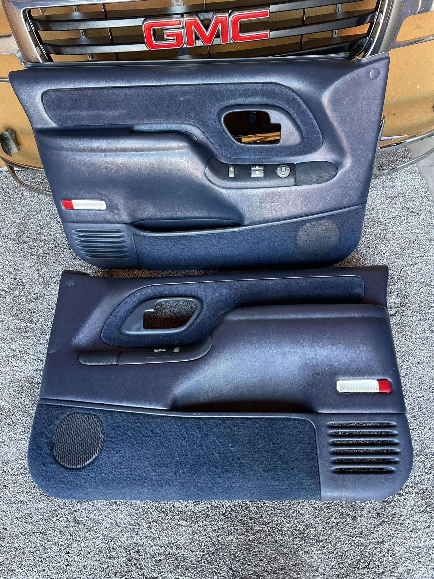 95-98 CHEVY SILVERADO, GMC SIERRA, SUBURBAN, TAHOE, GMC DOOR PANELS SET, COLOR BLUE
