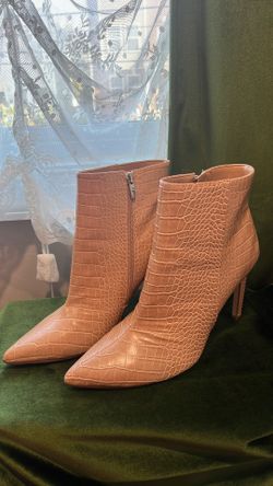 Nine West Booties sz 12