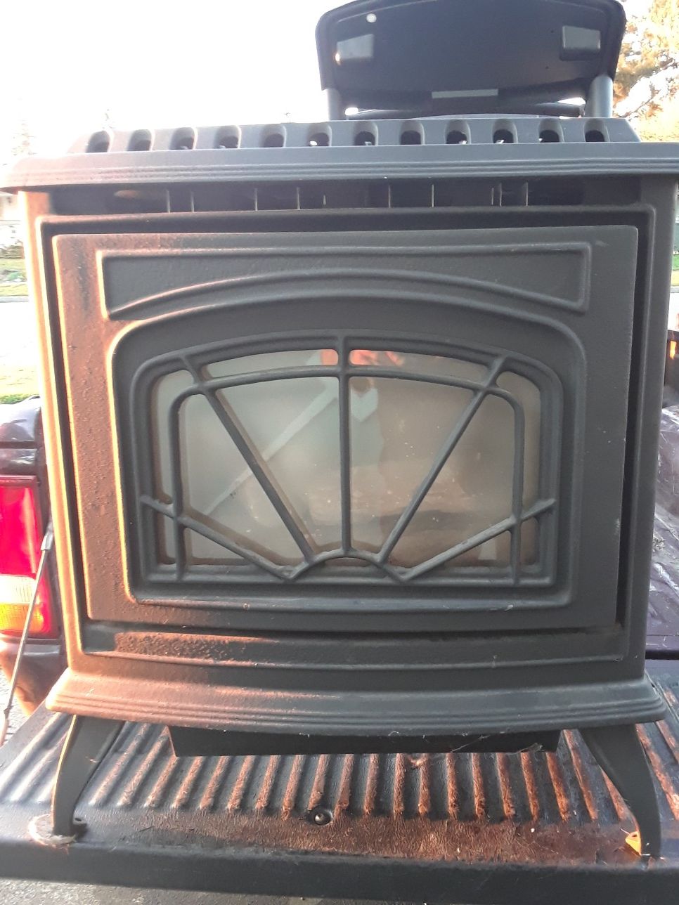 Waterford Emerald Gas fireplace insert for Sale in SeaTac, WA - OfferUp