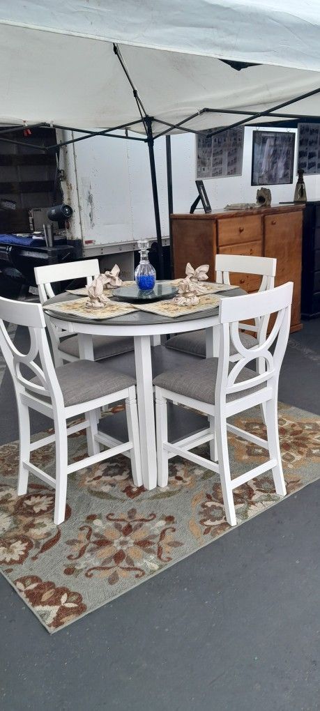 5 pc. Dining Set's