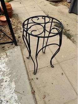 Plant stand short
