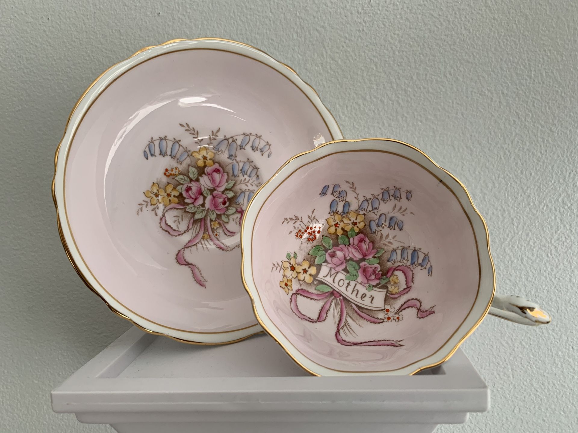 1939 Paragon Mother Tea Cup and Saucer Pink