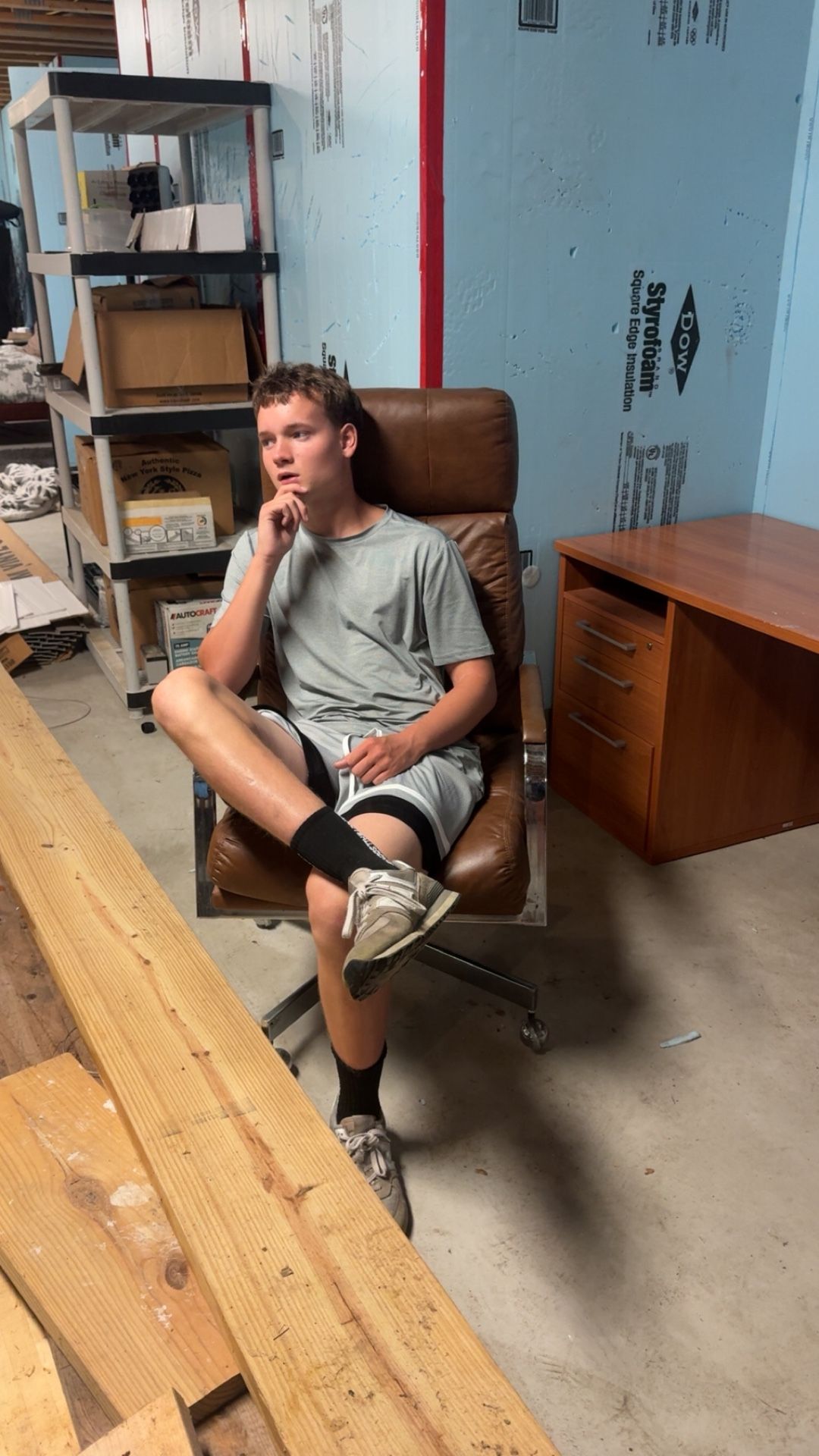 chair and desk for sale