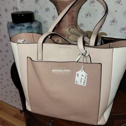 Michael Kors Bag 