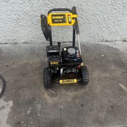 Dewalt By Honda Pressure 3600 Psi Costumer Return To Home Depot $470 Firm