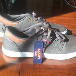 Brand New, Never Worn Mens Levi’s Sneakers