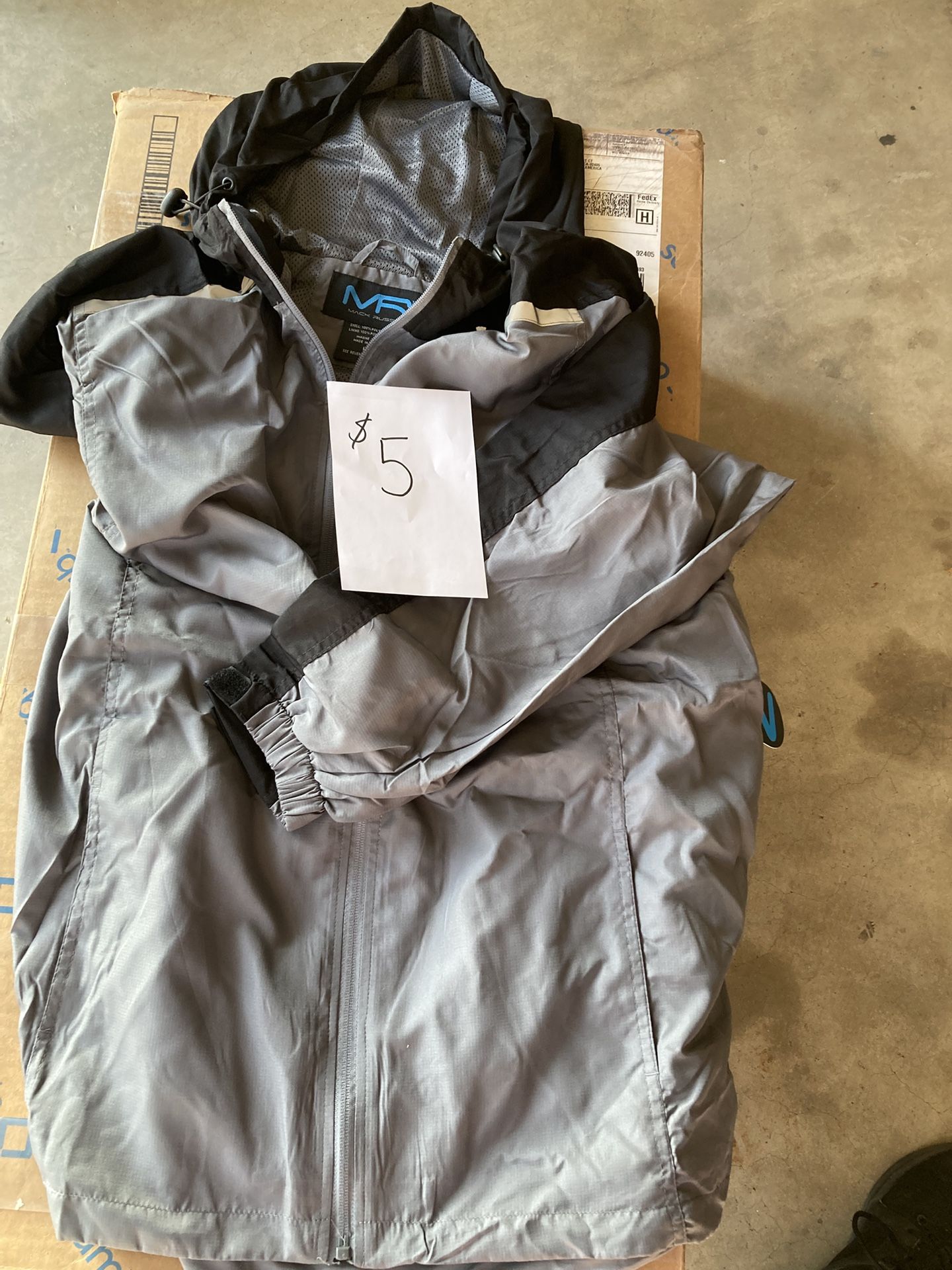 Men’s Light Sweaters And Vest Size Large 5 Dollars Each One