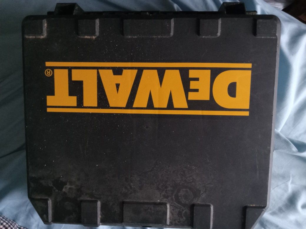 Dewalt cordless twelve oak grill