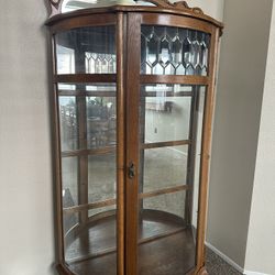 Oak Cabinet - Three Shelves 